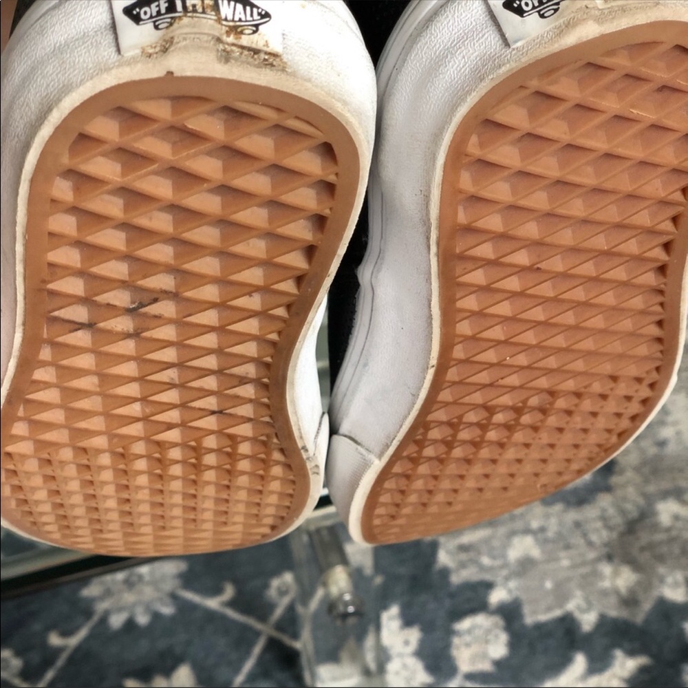 VANS Classic leather slip ons